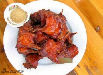 防癌神仙汤引争议 稀奇古怪食物盘点—盘中鼠