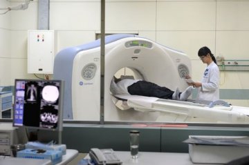 首建适合国人耳鼻咽喉CT与MR检查体系