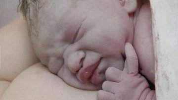 实拍孕妇顺产惊心全过程