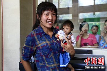 湖南3岁半女孩身高54厘米 或成世界最矮袖珍人