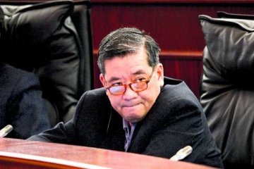 议员抨赌场禁烟效果不彰