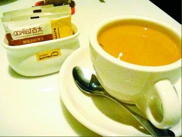 加点醋可检验奶茶是否含奶 专家：只能作为参考