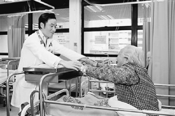 八成港人对医患满意 香港如何维持良好医患关系