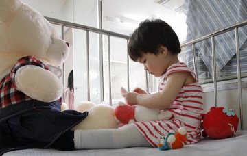 上海探索医院遗婴监护权转移：若家长拒领将寄养其他家庭