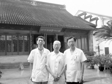 采中西医之长 发展吴医骨伤--记苏州市中医医院骨伤科主任医师龚正丰