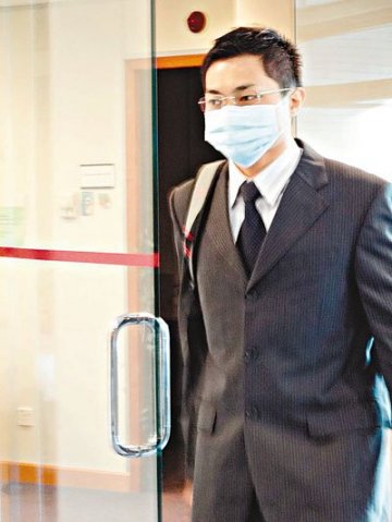 香港男医师偷拍6名女病人 被判永久开除牌照