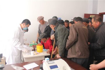 赤峰市安定医院深入开展党的群众路线教育实践活动