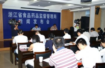省局举行虚假违法药品、医疗器械和保健食品广告警示新闻发布会