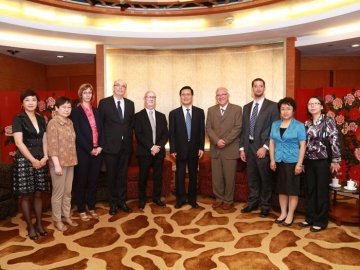 金小桃副主任出席中国—比利时卫生管理与改革研讨会