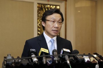 谭俊荣：卫生局会公正严谨调查男婴不治事件