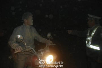 强沙尘天气侵袭新疆库尔勒