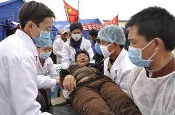 他以大爱告慰父亲亡灵