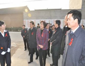 农村是艾防主阵地 农民是艾防主力军——山西省张建欣副省长调研运城市临猗县“艾防知识进农村”工作