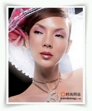 描画幸福颜色 夺目新娘妆