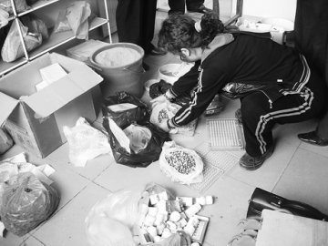 深挖地下制假窝点