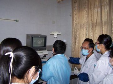 美国斯坦福大学Harvey S. Young教授对中山三院进行学术访问