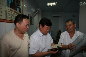 国家中医药管理局副局长吴刚调研督导广东省中医药工作