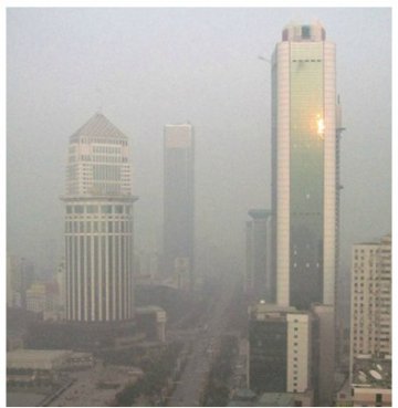 武汉首次启动雾霾二级响应 人工增雨助除霾