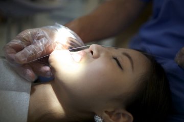 韩国摄影师记录5位模特血腥整容蜕变全程