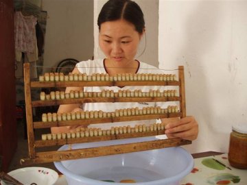 图解蜂王浆生产过程