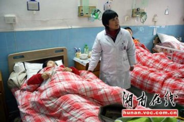 花季少女患白血病 渴望与同学一起读书