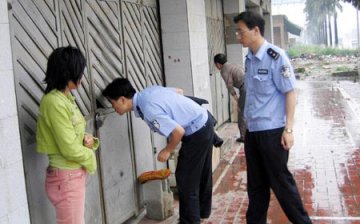嫖客解救卖淫女续：网友建议奖励良心嫖客