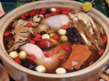 养生汤什么时候喝最好？饭前饭后喝差别很大