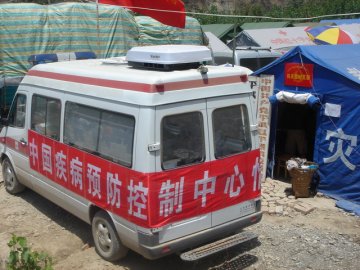 应急检测车到平武的第一天