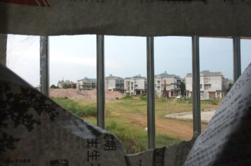 记者暗访半月揭贩肾黑幕：卖肾者仅得3万元