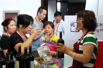 每天一杯红酒 心脑血管疾病不发愁