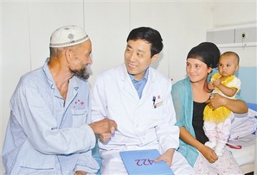 享誉天山的“光明使者”