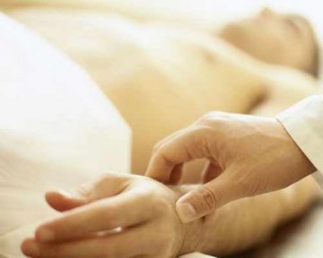 中医专家推荐十大养生要穴 可强身健体