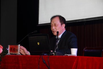 顾植山教授来我校作《从五运六气看中医理论的特色优势》讲座