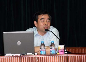 新闻快讯 卫生部新闻发言人毛群安应邀来我院校授课