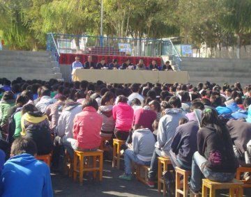 甘肃省敦煌市七里镇中学开展传染病预防暨法制安全报告会
