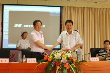 保定传染病医院成功治疗危重肝病患者15例