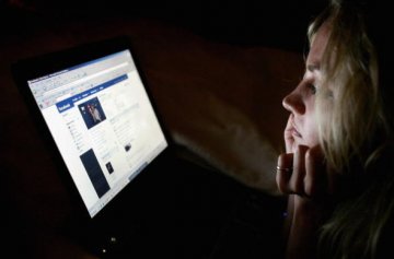 Facebook信息可以发现用户抑郁症情况