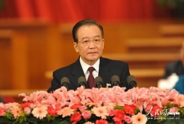温家宝：13亿城乡居民参保 全民医保体系形成