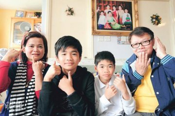 聋哑父母教出体育尖子 4岁学说话