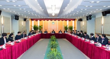 谭俊荣会见澳门医务界联合总会一行