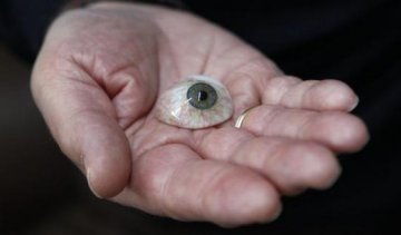 医学探秘：人工眼球制作全过程