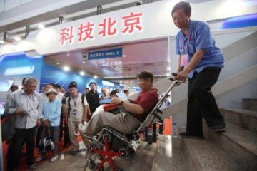 可以爬楼的轮椅
