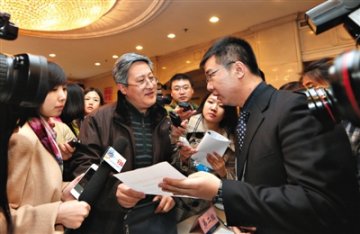 卫计委官员：将调研二孩全面放开