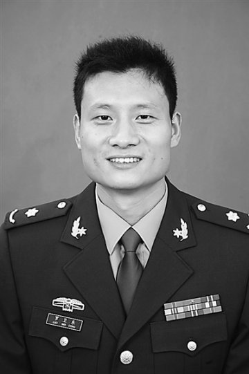 中医风湿骨病专家罗卫东采用针刀闭合型松解术——妙！巧治类风湿性关节炎