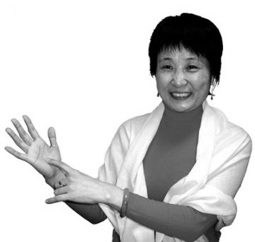 对话掌纹诊疗医学第一人：迷信？神话？科学？
