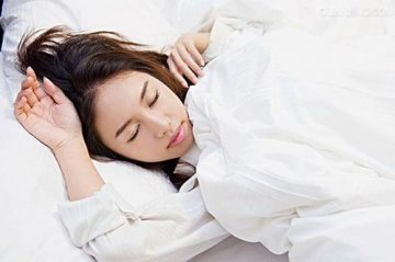 养生9大误区 早睡早起并不好