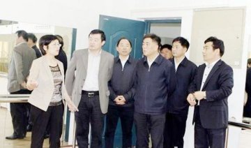 朱虹副省长专题调研南昌大学医学教育体制改革