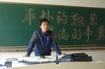 “最美乡村医师”对话协和护理生六名乡医在护理学院作讲座