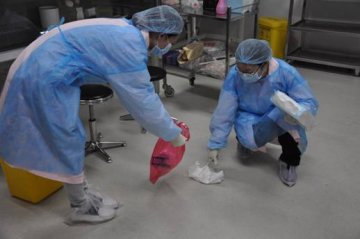 性艾中心举办生物安全培训活动