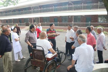 长沙县医疗轮养残疾军人参观医院